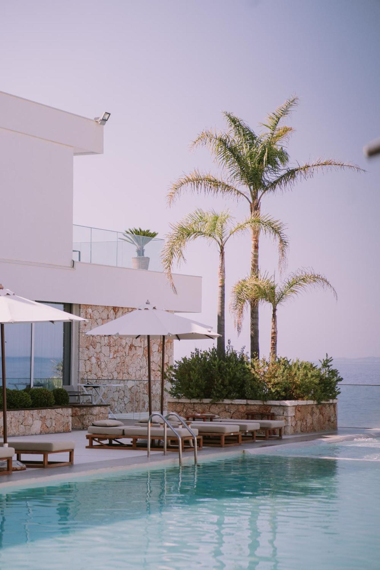Hotel Empire Adults Only 4*
